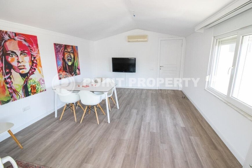 Stylish penthouse with a large terrace in a complex with infrastructure of 200 sq.m.-id-9763-photo-12