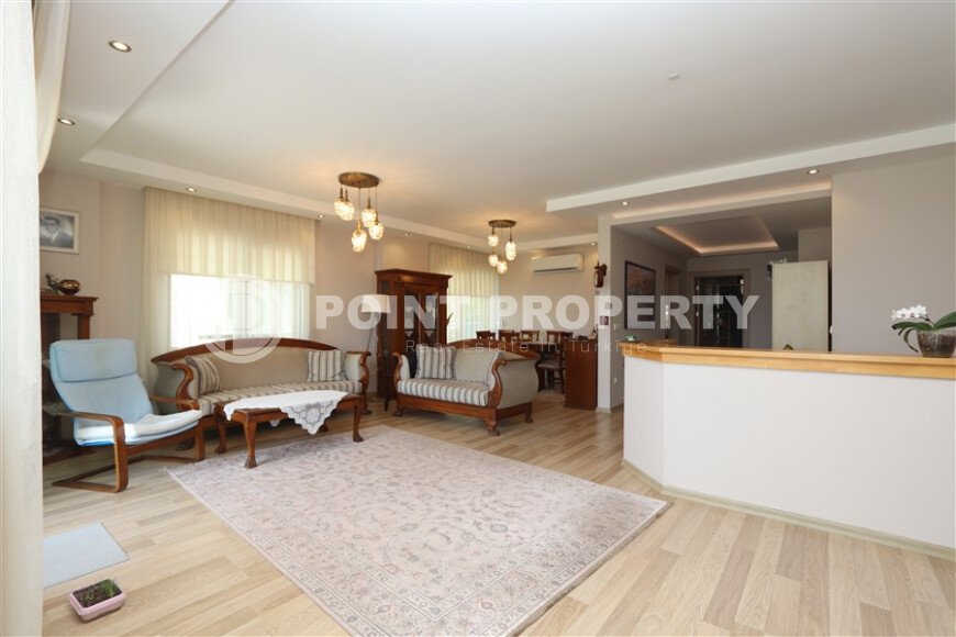 Bright duplex 160 m² with sea and fortress view, residence permit and citizenship-id-9765-photo-5