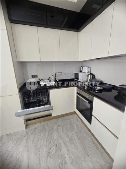 Cozy apartment 57 m² in a premium complex, center of Alanya-id-9767-photo-3