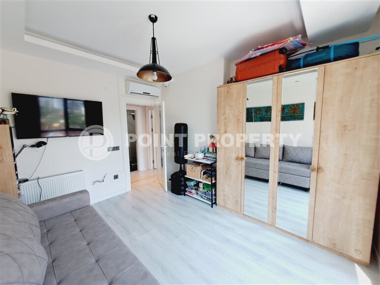 Spacious furnished apartment 2+1 with city view, just 250 meters from the sea-id-9785-photo-8