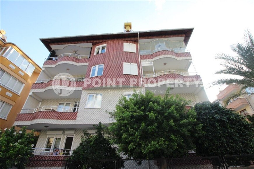 Добротная квартира в центре Алании в 500 метрах от пляжа Клеопатры-id-9789-фото-1