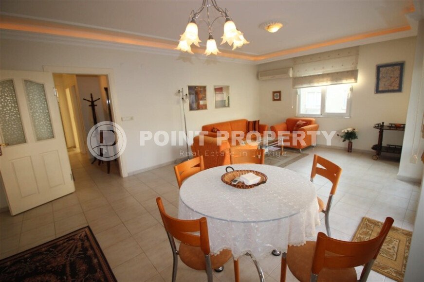 Добротная квартира в центре Алании в 500 метрах от пляжа Клеопатры-id-9789-фото-2