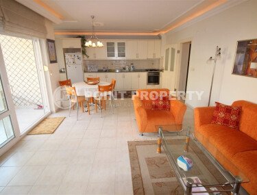 Добротная квартира в центре Алании в 500 метрах от пляжа Клеопатры-id-9789-фото-3