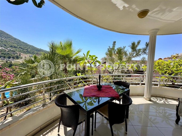 Квартира с великолепным видом на горы в тихом спокойном районе Алании Тепе-id-9791-фото-11