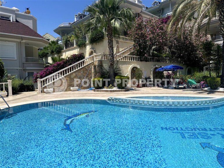 Квартира с великолепным видом на горы в тихом спокойном районе Алании Тепе-id-9791-фото-20