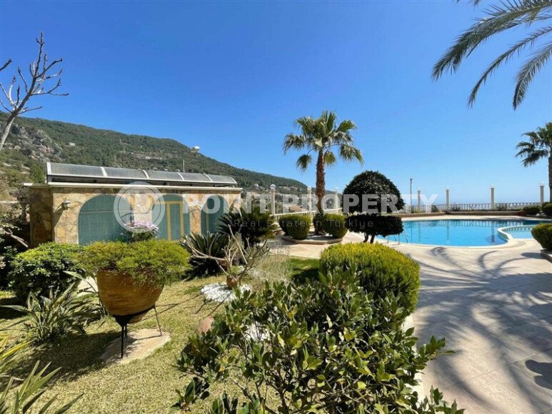 Квартира с великолепным видом на горы в тихом спокойном районе Алании Тепе-id-9791-фото-21