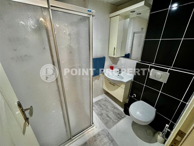 Spacious 2+1 apartment with furniture in a complex with developed infrastructure in the Mahmutlar area-id-9793-photo-15