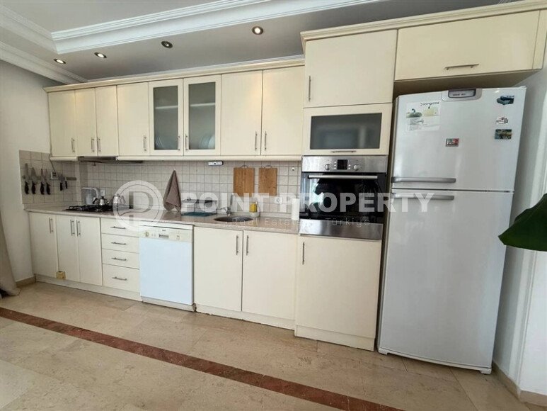 Bright apartment 120 m², in the Oba area-id-9797-photo-3
