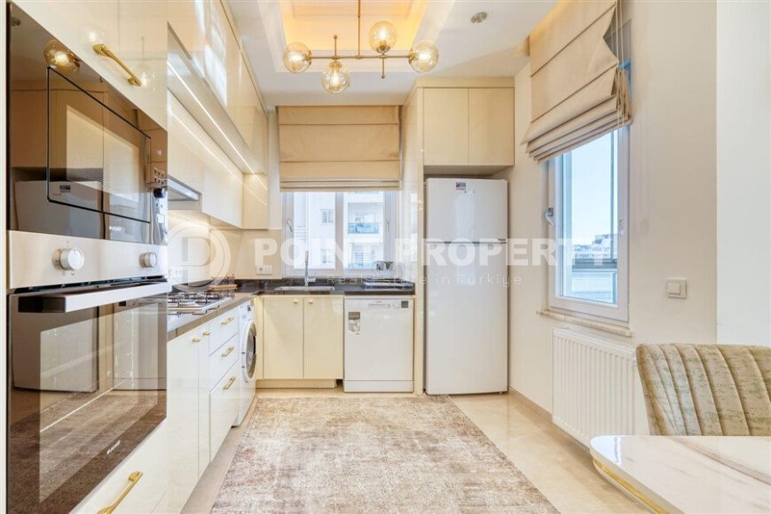 Bright apartment 120 m², Mahmutlar, prestigious complex-id-9804-photo-6