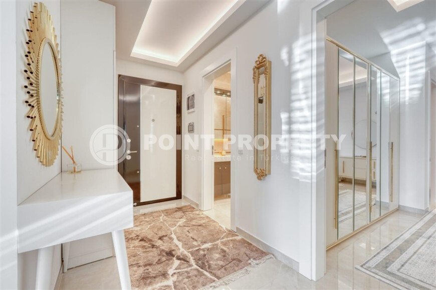 Bright apartment 120 m², Mahmutlar, prestigious complex-id-9804-photo-10