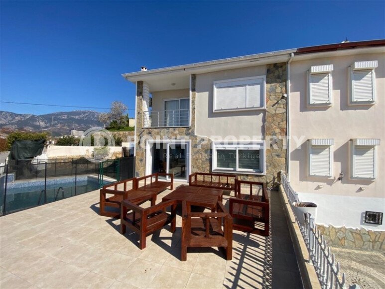 Spacious villa 195 m², Kargicak, with sea view-id-9809-photo-28