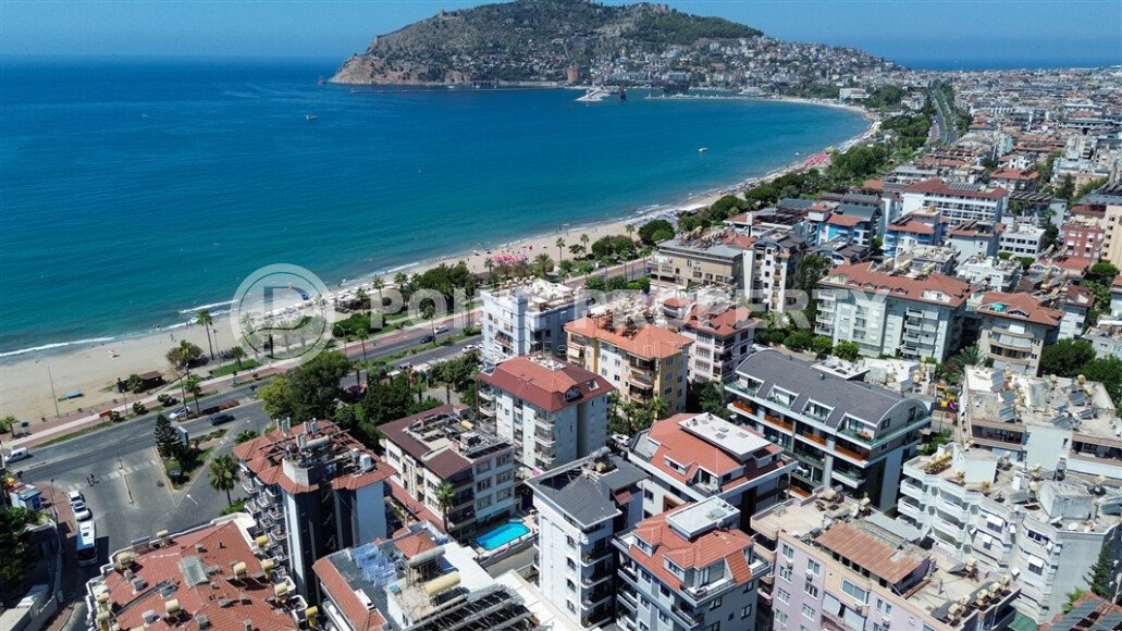 Luxurious penthouse with sea view in the center of Alanya! Suitable for obtaining Turkish citizenship.-id-9821-photo-1
