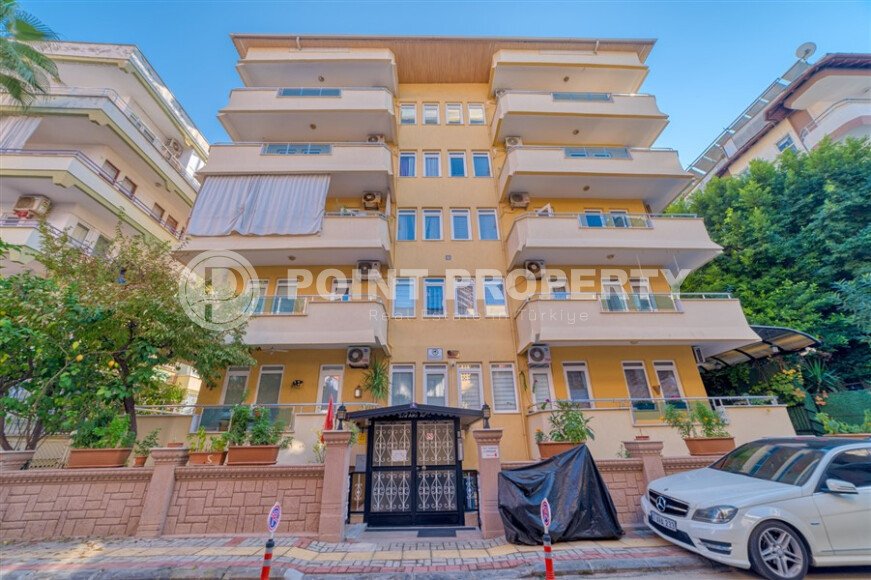 Cozy apartment 1+1 55 m² in the center of Alanya with a residence permit near the beach-id-9822-photo-1