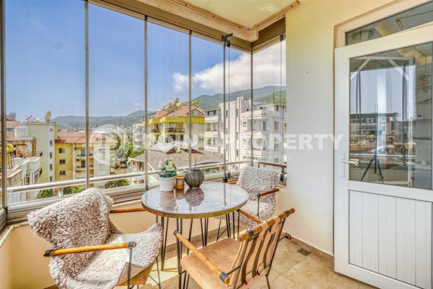 Spacious 1+1 65 m² with separate kitchen and sea view – Alanya center, Cleopatra beach-id-9824-photo-16