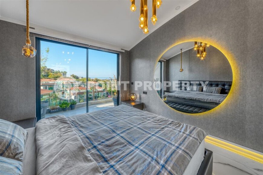 Modern 2+1 Penthouse with Panoramic Sea View in Kargicak-id-9848-photo-13