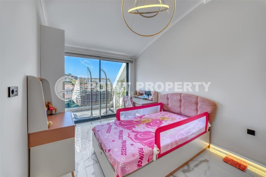 Modern 2+1 Penthouse with Panoramic Sea View in Kargicak-id-9848-photo-14