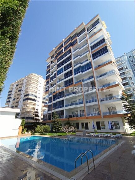 Apartment with furniture and appliances on the middle floor 110 sq.m.-id-9849-photo-1