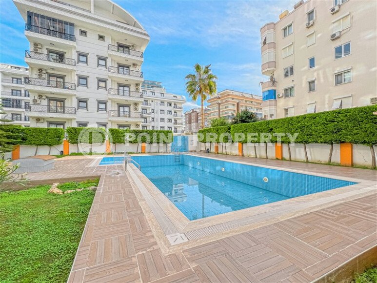 Modern 1+1 55 m² in Mahmutlar with furniture and infrastructure-id-9850-photo-9