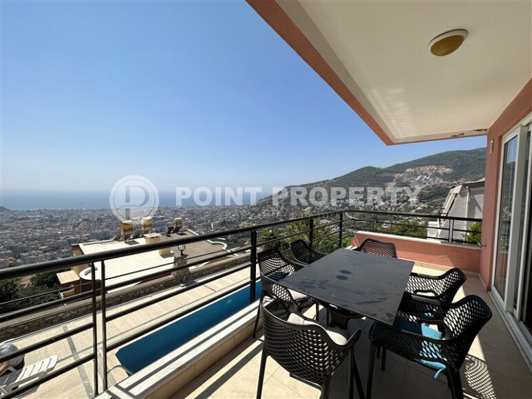 Вилла 3+1 с панорамным видом на Аланью в тихом районе Бекташ-id-9856-фото-16