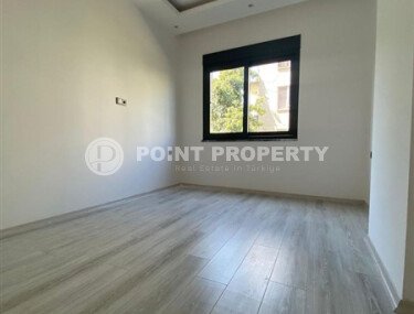 Современная квартира 45 м², район Гюллерпынары, центр Аланьи, в 300 м от моря  Краткое описание:-id-9866-фото-3