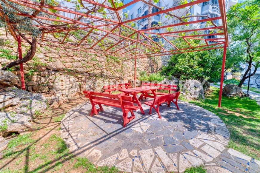 Cozy apartment 55 m², Tosmur district, 500 m from the sea, in a green complex-id-9867-photo-12