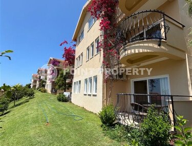 Cozy apartment 60 m² with access to the garden, Kargicak district, in a complex with hotel infrastructure-id-9875-photo-1