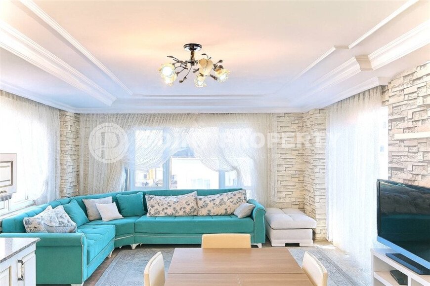 Spacious 4+1 duplex with an area of 190 m² in Tosmur with a sea view and a residence permit-id-9884-photo-1