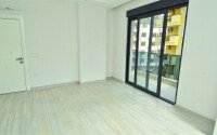 Modern 2+1 apartment 90 m² with separate kitchen, Alanya center, Gullerpinari-id-9886-photo-8