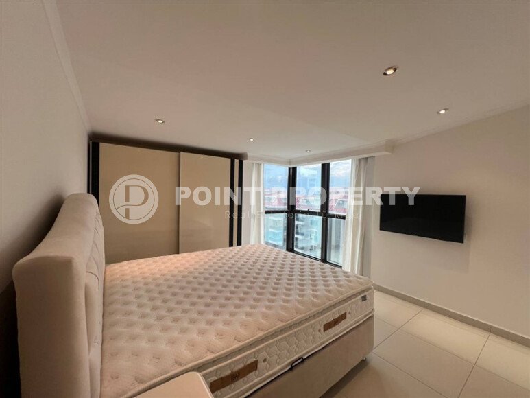 Просторный дуплекс 195 м² с террасой и джакузи в районе Кестель, комплекс с богатой инфраструктурой-id-9887-фото-9