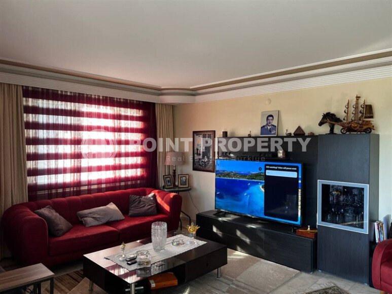 Apartment 135 m² with separate kitchen and sea view in Mahmutlar right next to the beach-id-9892-photo-3