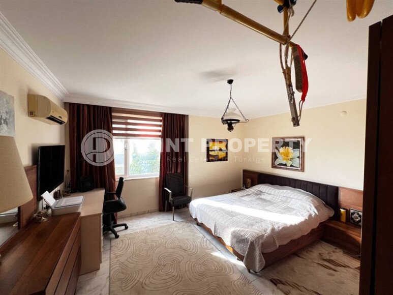 Apartment 135 m² with separate kitchen and sea view in Mahmutlar right next to the beach-id-9892-photo-9