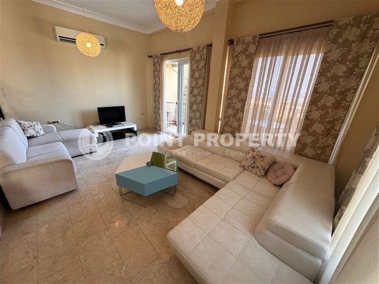 Furnished villa 165 m² with sea view, with garden in Kargicak, in a complex with hotel infrastructure-id-9895-photo-2
