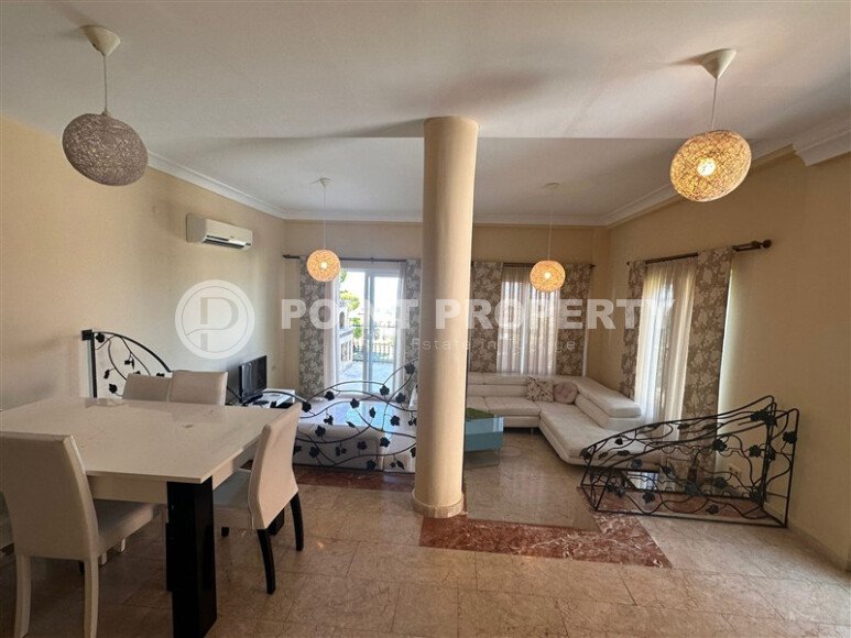 Furnished villa 165 m² with sea view, with garden in Kargicak, in a complex with hotel infrastructure-id-9895-photo-3