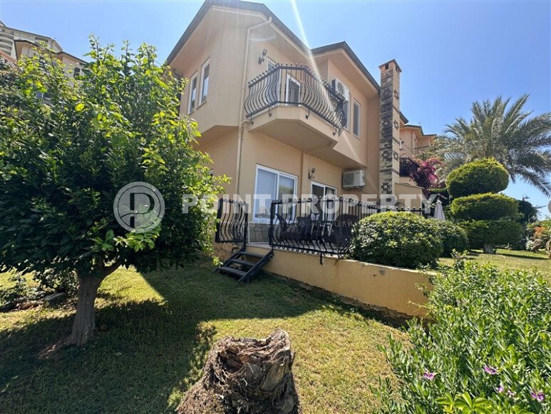 Furnished villa 165 m² with sea view, with garden in Kargicak, in a complex with hotel infrastructure-id-9895-photo-19