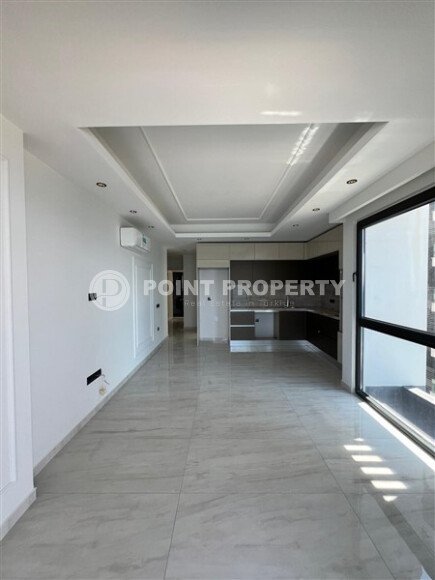 2+1 apartment with direct sea view in an ultra-modern complex on the first coastline in Mahmutlar-id-9898-photo-2