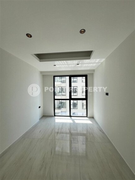 2+1 apartment with direct sea view in an ultra-modern complex on the first coastline in Mahmutlar-id-9898-photo-5