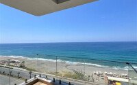 2+1 apartment with direct sea view in an ultra-modern complex on the first coastline in Mahmutlar-id-9898-photo-10