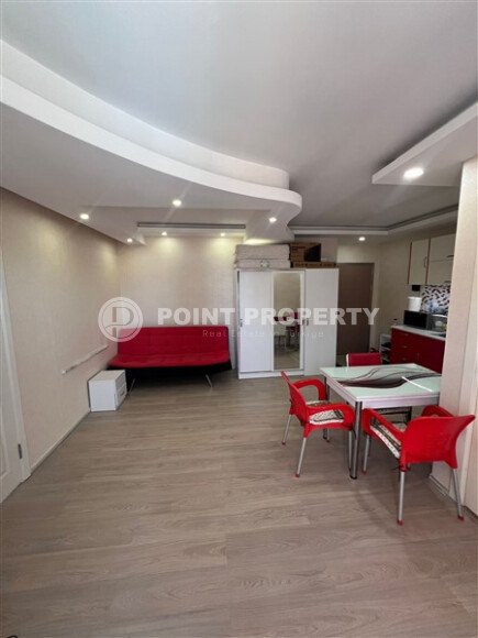 Квартира-студия с видом на море в комплексе на первой береговой линии в центре Махмутлара-id-9899-фото-2