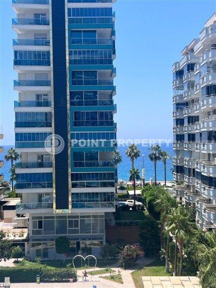 Квартира-студия с видом на море в комплексе на первой береговой линии в центре Махмутлара-id-9899-фото-15