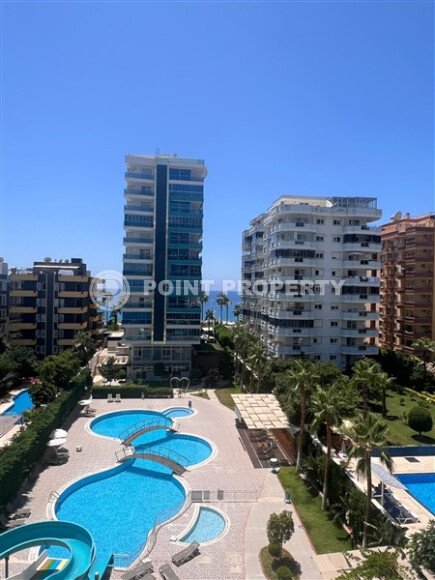 Квартира-студия с видом на море в комплексе на первой береговой линии в центре Махмутлара-id-9899-фото-20