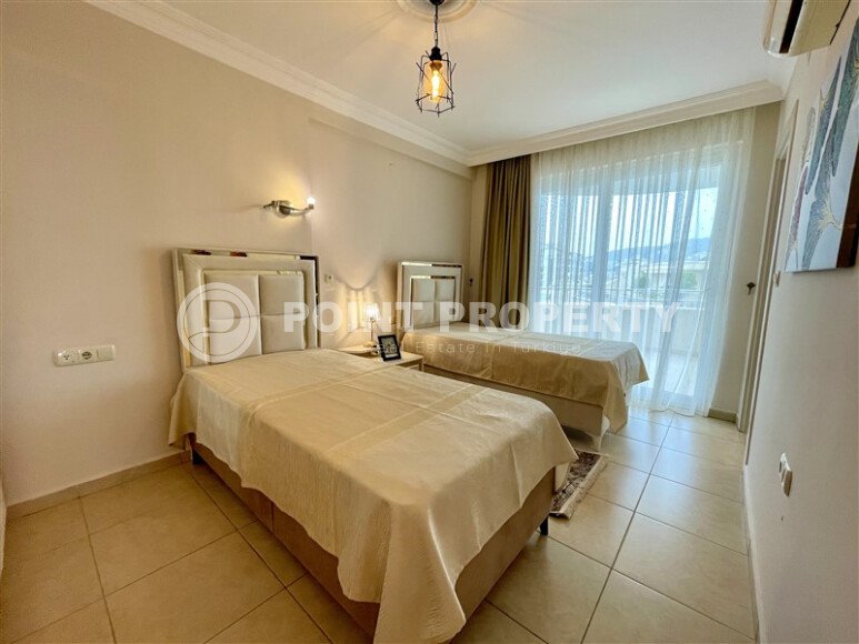 Просторный дуплекс 250 м² с тремя спальнями в Махмутларе-id-9905-фото-7