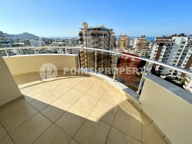 Просторный дуплекс 250 м² с тремя спальнями в Махмутларе-id-9905-фото-15