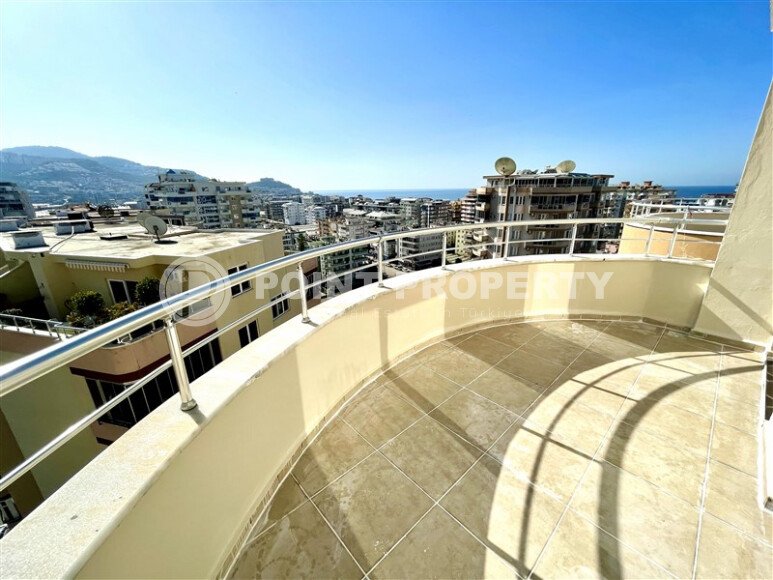 Просторный дуплекс 250 м² с тремя спальнями в Махмутларе-id-9905-фото-17