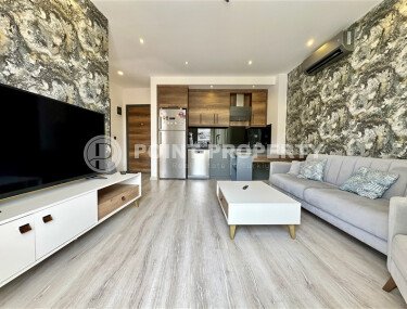 Urgent sale of a 1+1 apartment with furniture in a complex with hotel infrastructure in Mahmutlar-id-9906-photo-12
