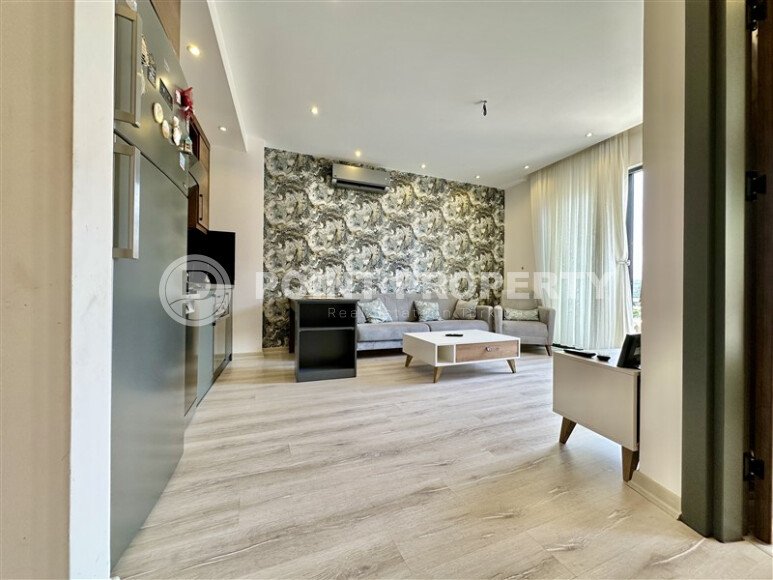 Срочная продажа квартиры 1+1 с мебелью в комплексе с отельной инфраструктурой в Махмутларе-id-9906-фото-3