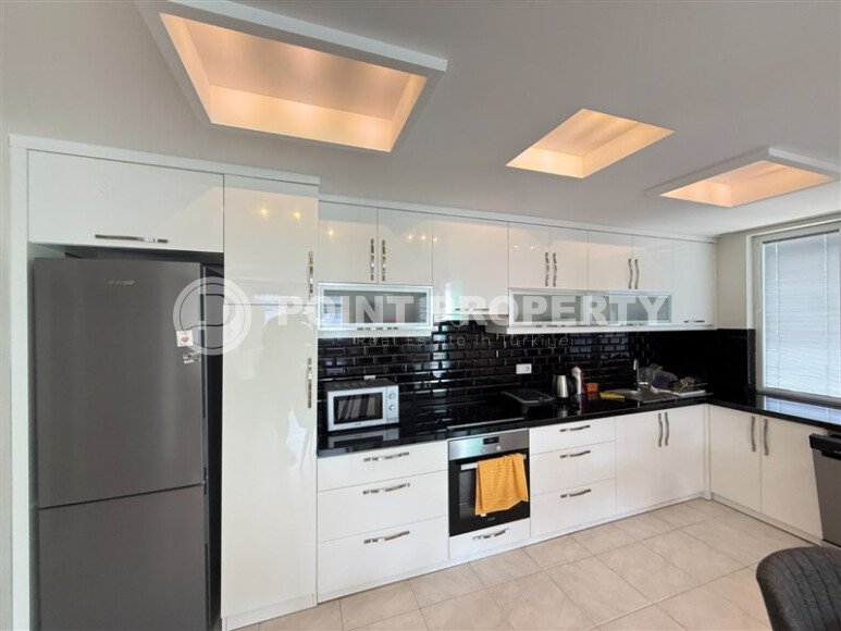 Spacious 2+1 with an area of 115 m² in Tosmur – a large complex near the sea, residence permit-id-9910-photo-3