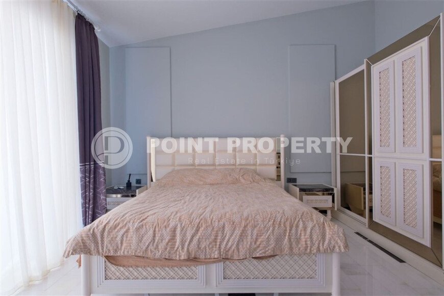 Шикарный дуплекс 3+1 площадью 208 м² с панорамным видом на море и горы в премиальном комплексе Оба, вид на жительство-id-9911-фото-6