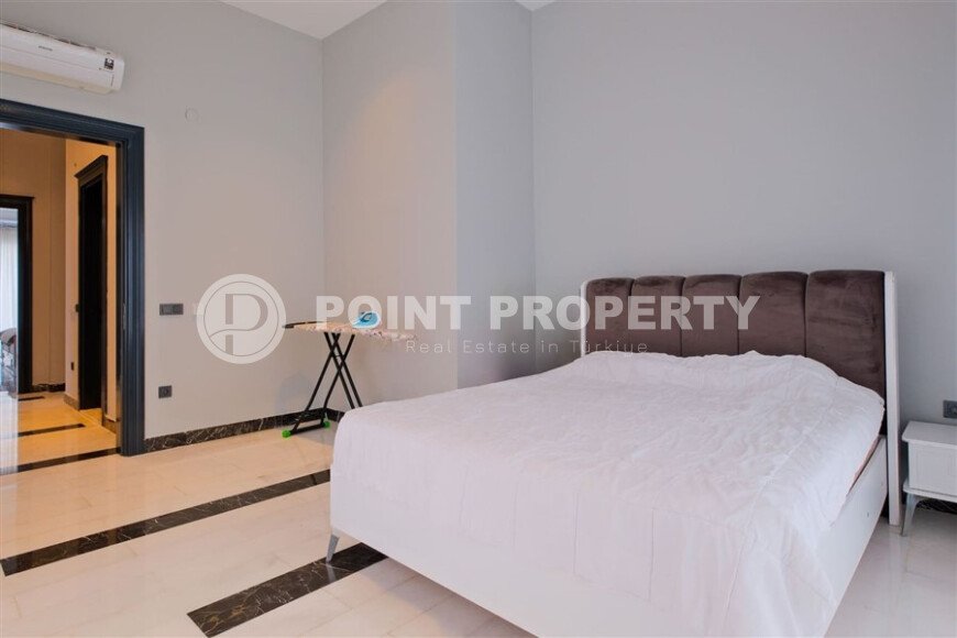 Шикарный дуплекс 3+1 площадью 208 м² с панорамным видом на море и горы в премиальном комплексе Оба, вид на жительство-id-9911-фото-12