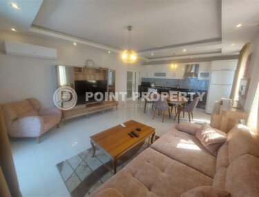 Район Махмутлар. Квартира 2+1, 115 м², 2015 года, до моря 800 м, до центра 500 м, меблирована, с двумя балконами и видом на бассейн.-id-9913-фото-2