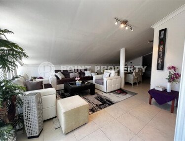 Two cozy apartments in one document 1+1 and 2+1 at an affordable price, the center of Alanya-id-9923-photo-3